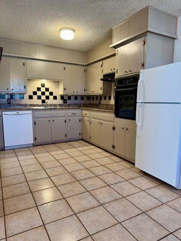 4103 30th Street, Lubbock, TX 79410