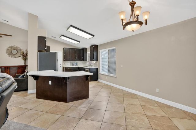 1021 Marina Bay Ct, Galt, CA 95632