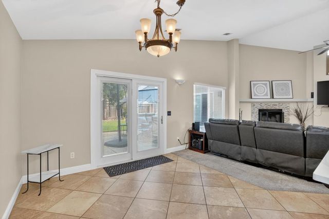 1021 Marina Bay Ct, Galt, CA 95632