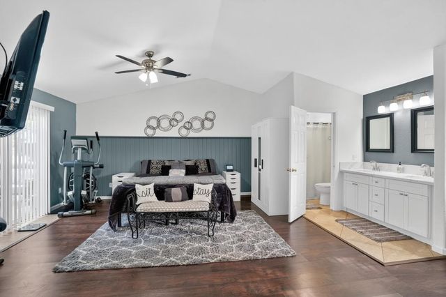 1021 Marina Bay Ct, Galt, CA 95632