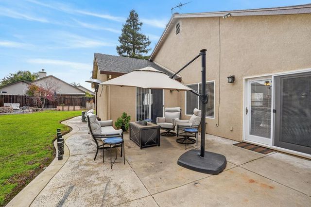 1021 Marina Bay Ct, Galt, CA 95632