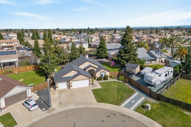 1021 Marina Bay Ct, Galt, CA 95632