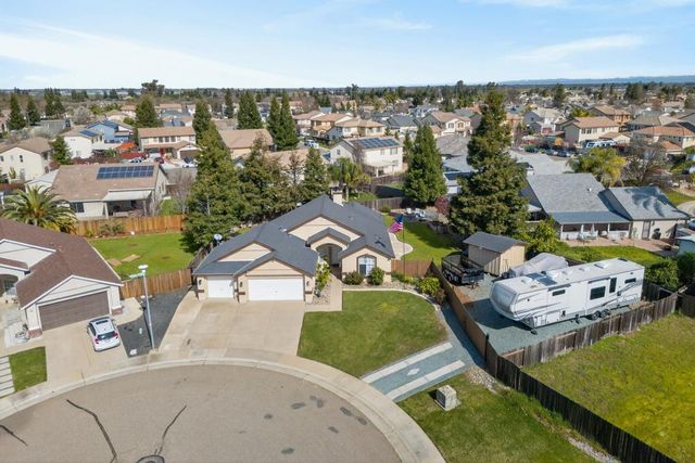 1021 Marina Bay Ct, Galt, CA 95632