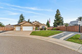 1021 Marina Bay Ct, Galt, CA 95632