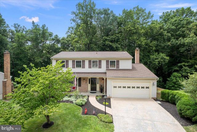 12518 HEDGES RUN DR, Woodbridge, VA 22192