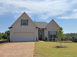 285 GREEN WILLOW DR, Oakland, TN 38060