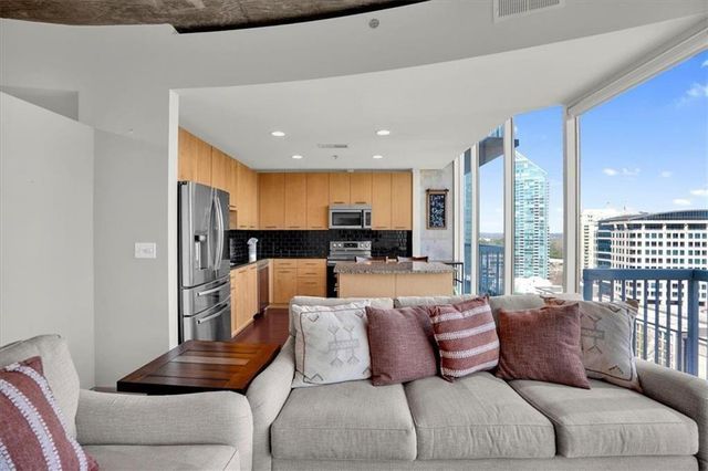 3324 Peachtree Road NE 1307, Atlanta, GA 30326