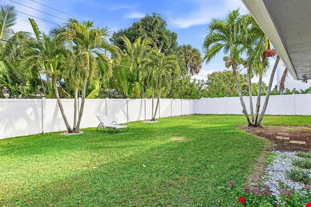 971 SW 12th Street, Boca Raton, FL 33486