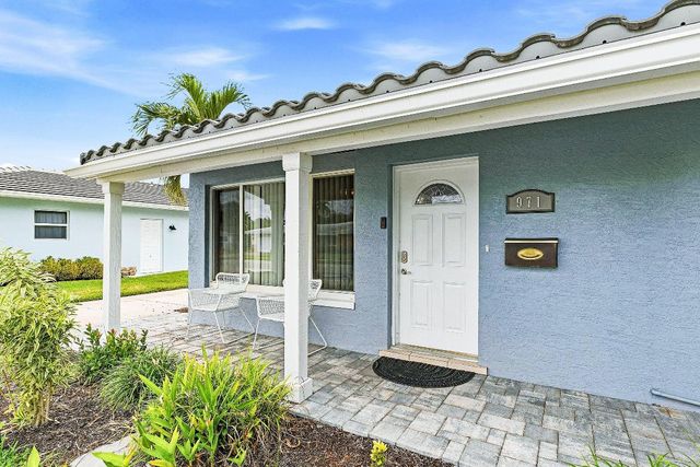 971 SW 12th Street, Boca Raton, FL 33486