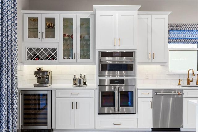 15216 Turin DR, Naples, FL 34114