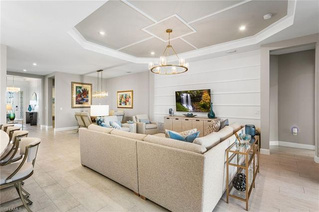 15216 Turin DR, Naples, FL 34114