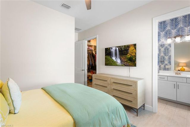 15216 Turin DR, Naples, FL 34114