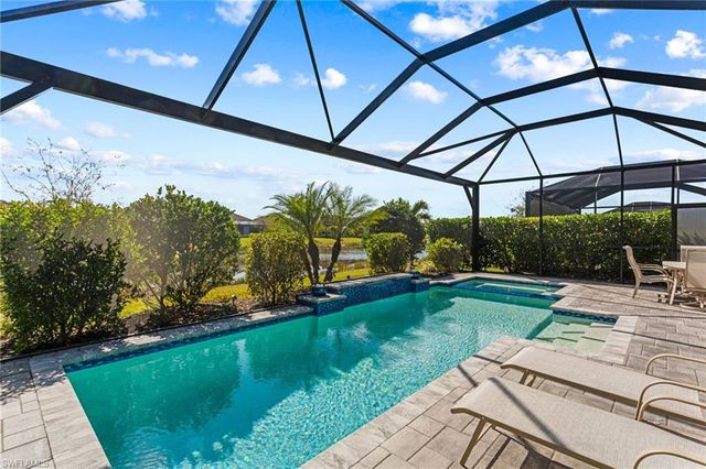 15216 Turin DR, Naples, FL 34114