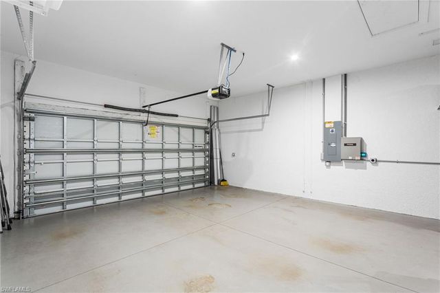 15216 Turin DR, Naples, FL 34114