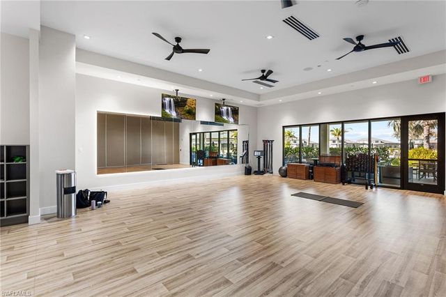 15216 Turin DR, Naples, FL 34114