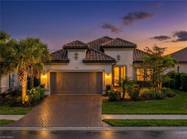 15216 Turin DR, Naples, FL 34114