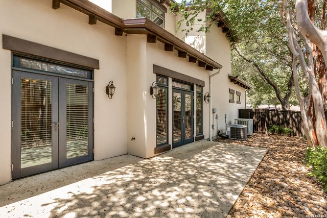 202 Chichester Pl Apt 1, San Antonio, TX 78209