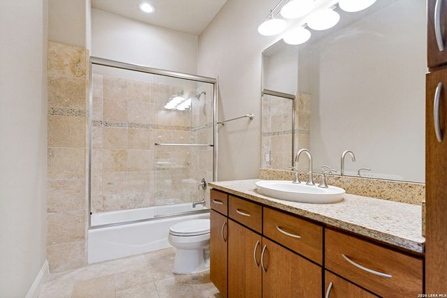 202 Chichester Pl Apt 1, San Antonio, TX 78209