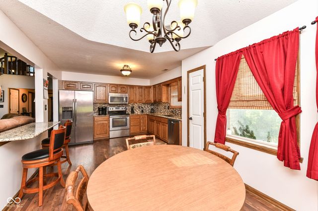 1946 Golf Stream Drive, Indianapolis, IN 46229