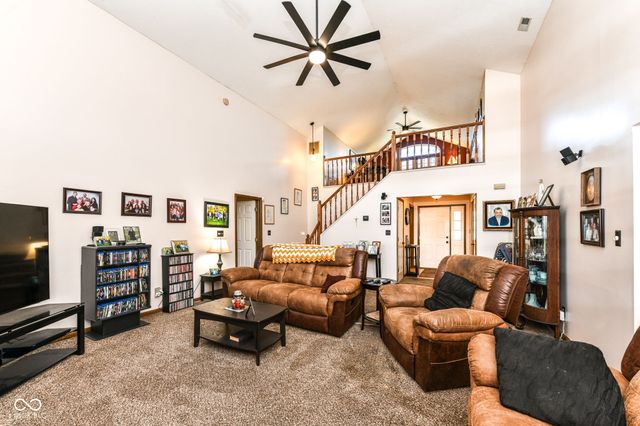 1946 Golf Stream Drive, Indianapolis, IN 46229