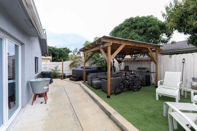 23287 SW 60th Avenue, Boca Raton, FL 33428