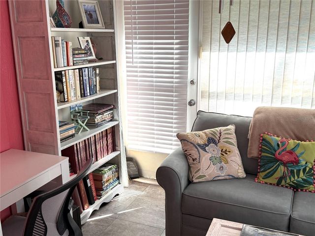 390 301 BOULEVARD W 8A, Bradenton, FL 34205