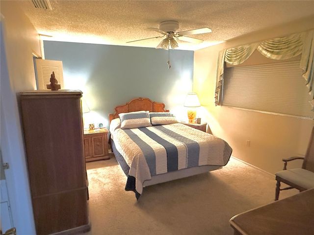 390 301 BOULEVARD W 8A, Bradenton, FL 34205