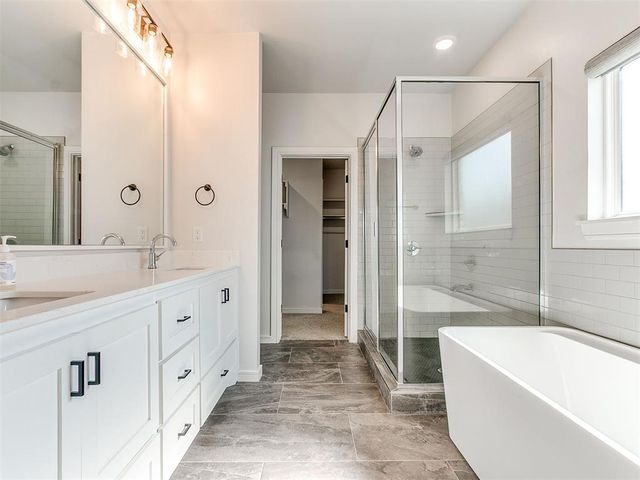 8221 NW 152nd Terrace, Edmond, OK 73013