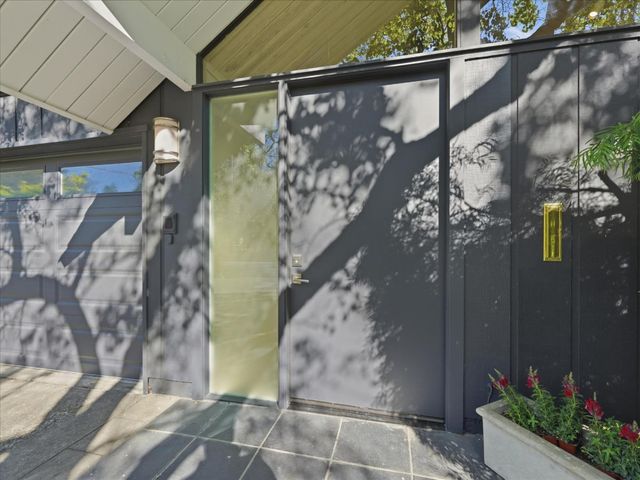 1121 HARRIET Street, Palo Alto, CA 94301