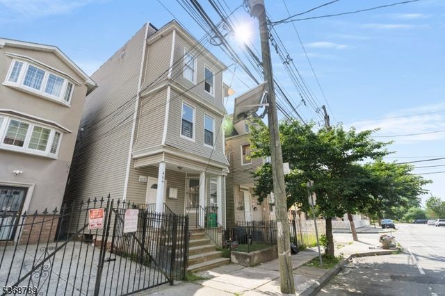 404 13Th Ave, Newark City, NJ 07103