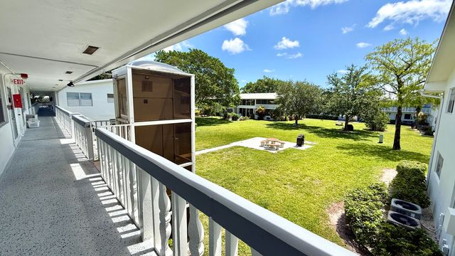 78 Harwood H Crescent, Deerfield Beach, FL 33442