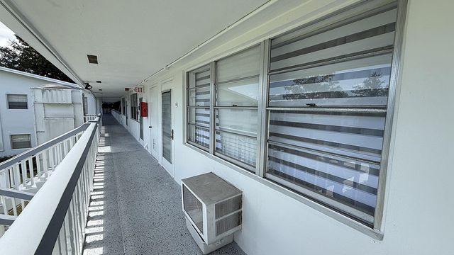 78 Harwood H Crescent, Deerfield Beach, FL 33442