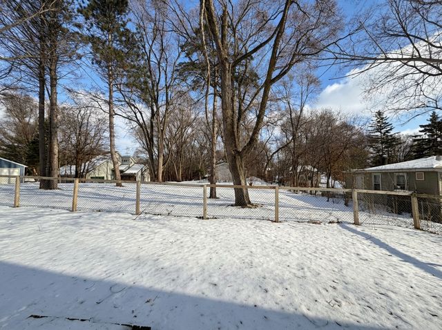 5209 Mayview Road, Minnetonka, MN 55345