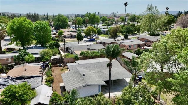 8842 Mentone, Riverside, CA 92503