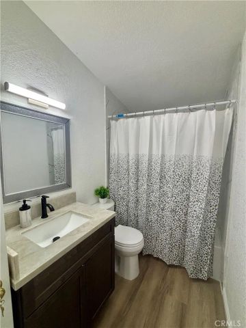 8842 Mentone, Riverside, CA 92503