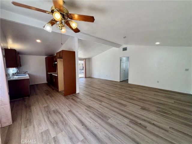 8842 Mentone, Riverside, CA 92503