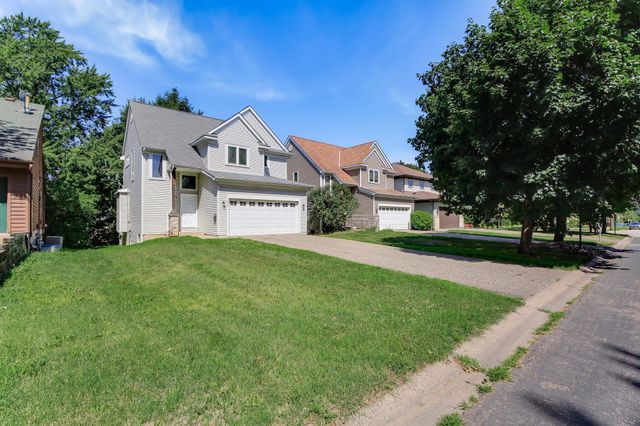 770 1st Avenue NW, New Brighton, MN 55112