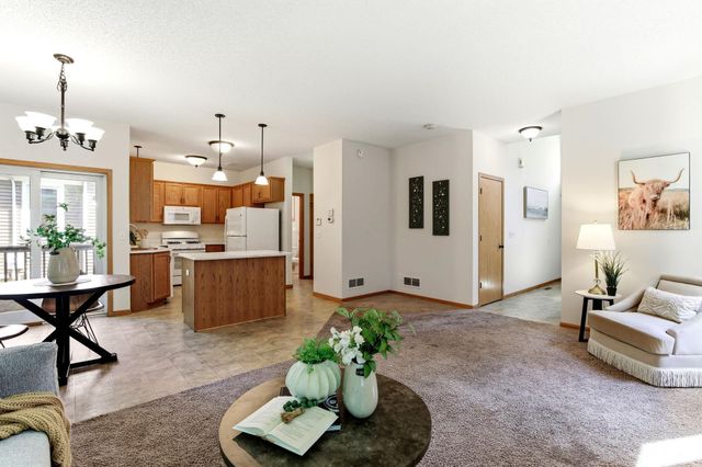 770 1st Avenue NW, New Brighton, MN 55112