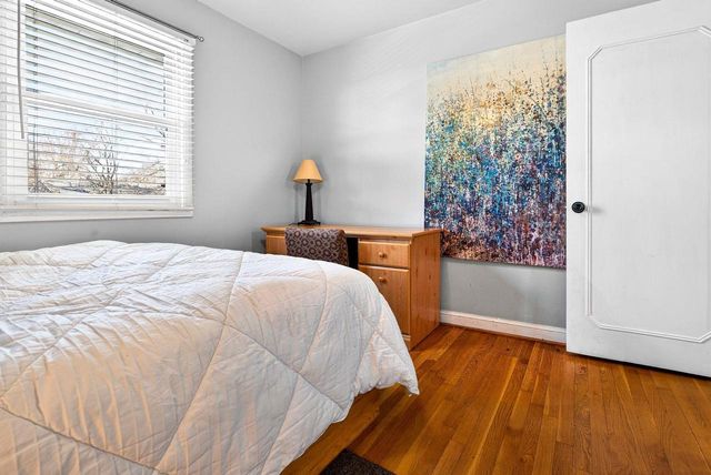 611 CHATHAM COURT, Neenah, WI 54956