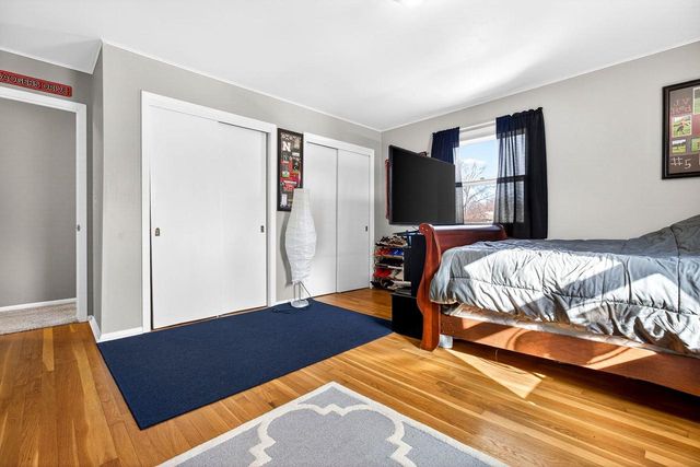 611 CHATHAM COURT, Neenah, WI 54956