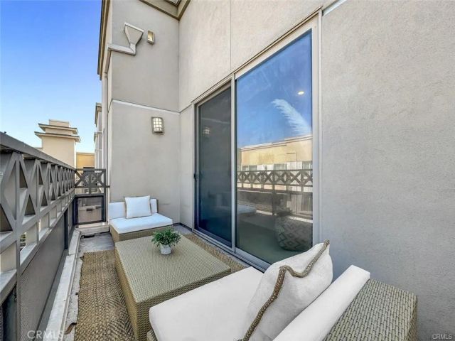 931 E Walnut 607, Pasadena, CA 91106