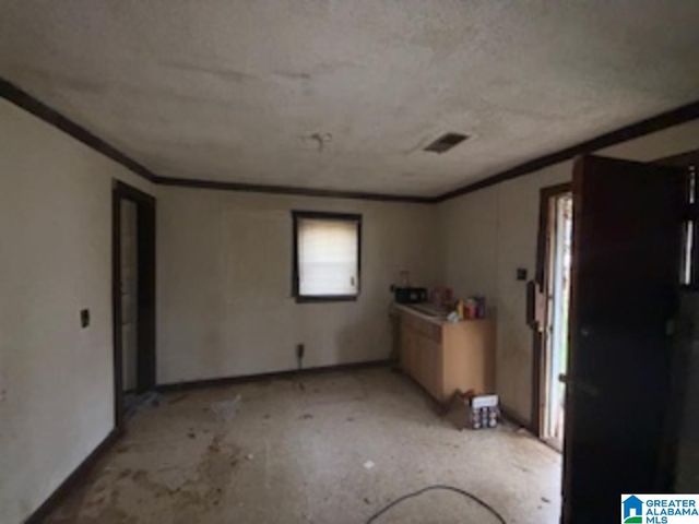 6221 HANDY AVENUE, Birmingham, AL 35228