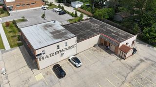 426 S Milwaukee Avenue, Libertyville, IL 60048