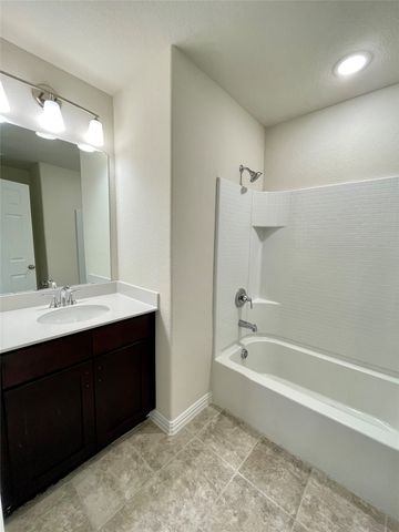 4042 Sparrow Trail, Melissa, TX 75454