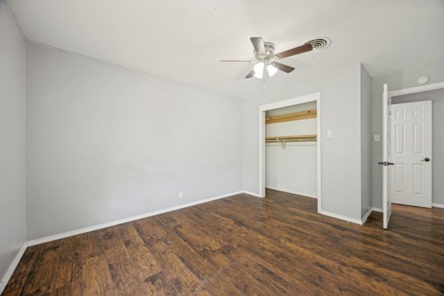 1600 W Hull Street, Denison, TX 75020