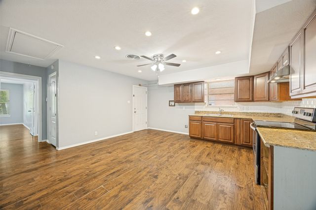 1600 W Hull Street, Denison, TX 75020