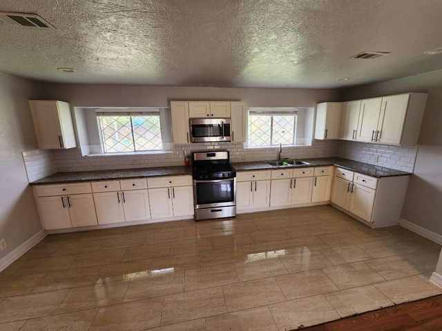 4203 Brookston Street, Houston, TX 77045