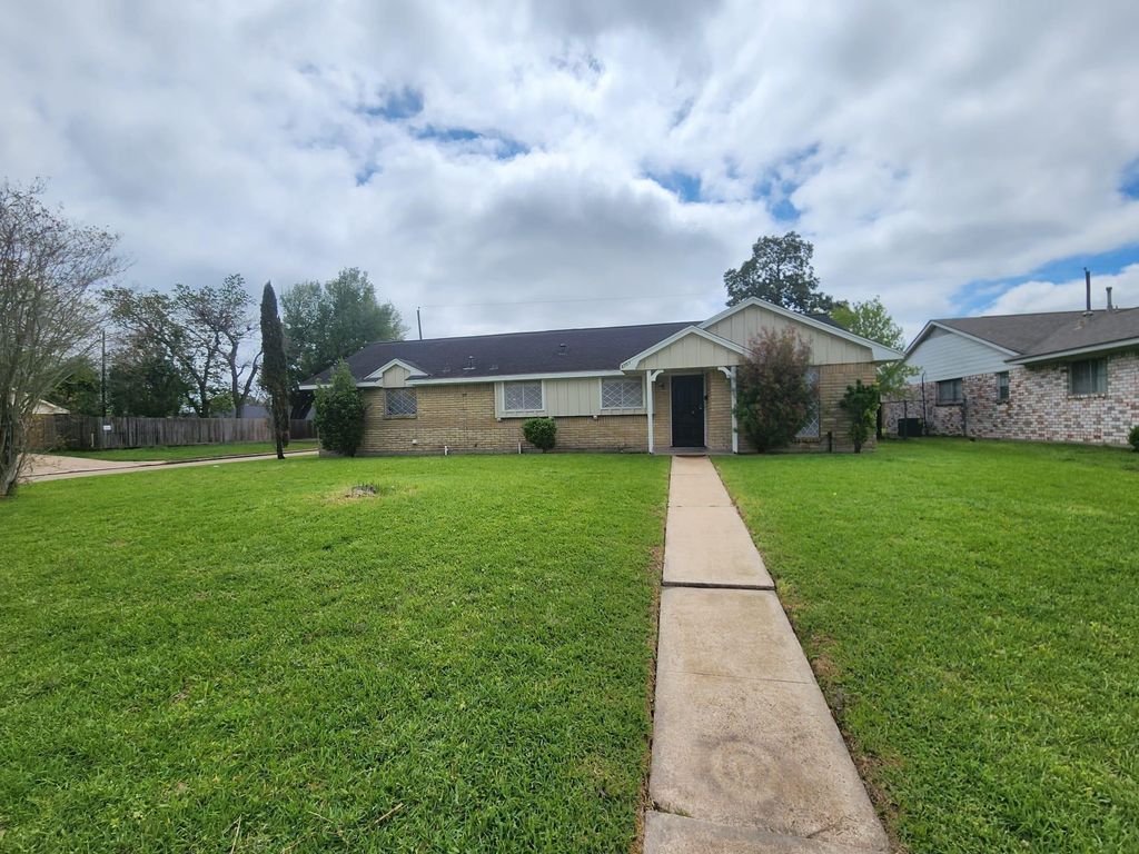 4203 Brookston Street, Houston, TX 77045