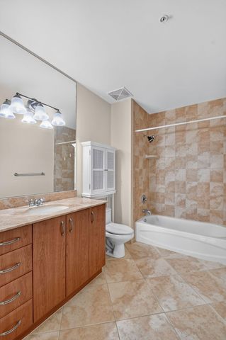 403 S SAPODILLA Avenue 718, West Palm Beach, FL 33401