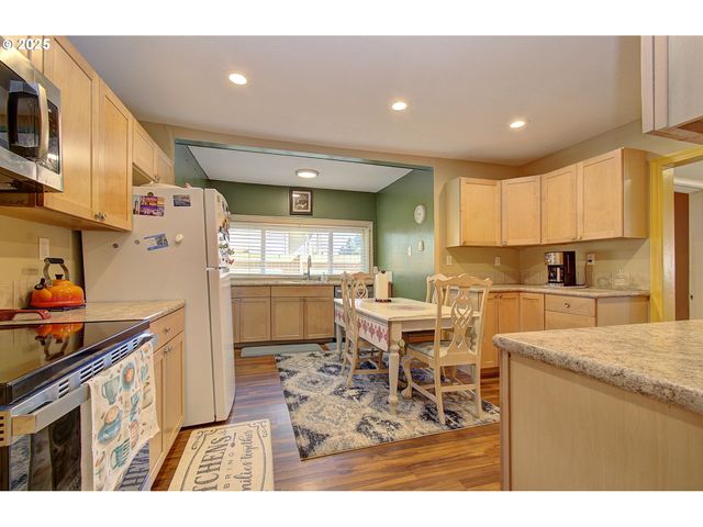 9611 Ne 152ND Ave, Vancouver, WA 98682